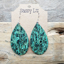 Load image into Gallery viewer, Green tiny peacock pattern cork earrings