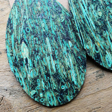 Load image into Gallery viewer, Green tiny peacock pattern cork earrings