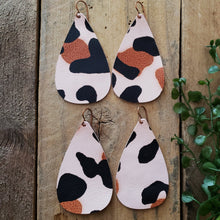 Load image into Gallery viewer, Pink Camo Print Genuine Leather Earrings, Teardrop Shape
